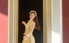 闫凤娇不照雅全图